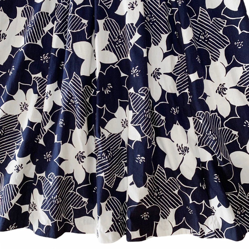 Vintage Liberty House of Hawaii Blue and White Floral MuuMuu Dress - Picture 8 of 9